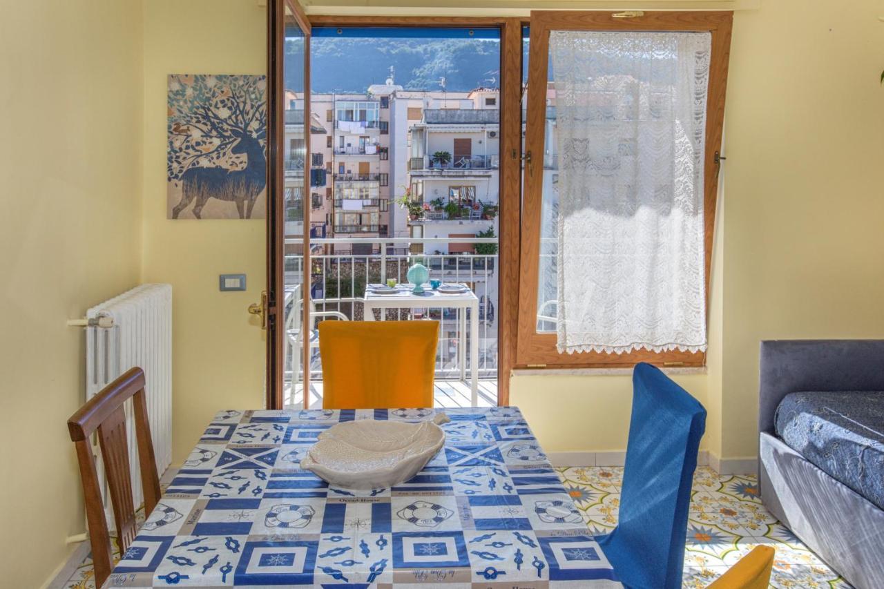 Clio Sorrento Apartment Екстер'єр фото