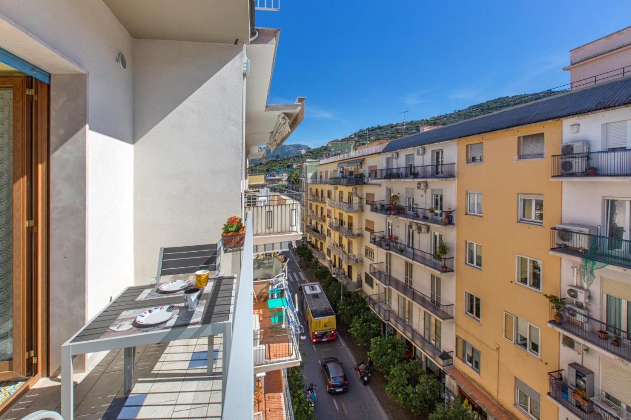 Clio Sorrento Apartment Екстер'єр фото